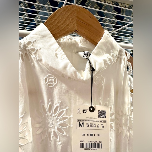 NEW ZARA WHITE LONG EMBROIDERED OPENWORK EYELET DRESS SIZE M 2292/974 RARE - Picture 6 of 9